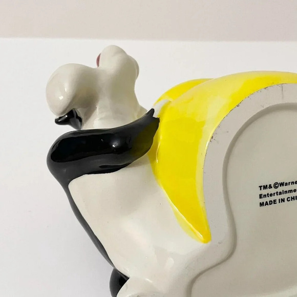 Warner Bros Looney Tunes Sylvester and  Tweety Bird Vase Flower Planter - Picture 14 of 16